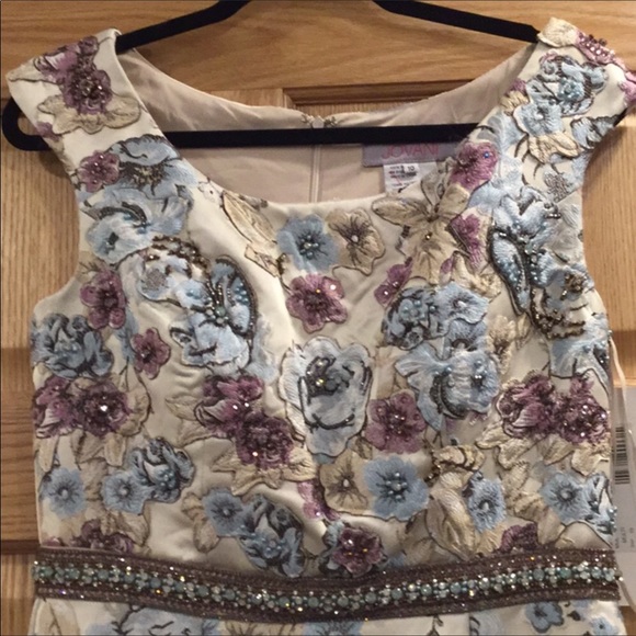 Multi Floral Print Embellished Belt Cap Sleeve - Picture 5 of 6